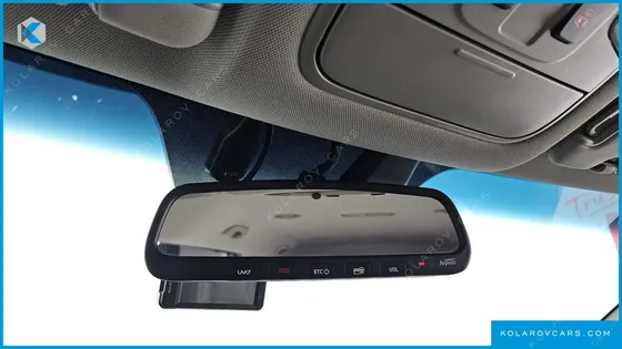 KIA CARNIVAL 7-SEATER LIMOUSINE