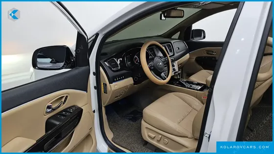 KIA CARNIVAL GASOLINE 7-SEATER LIMOUSINE
