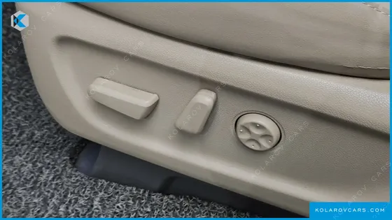 KIA CARNIVAL GASOLINE 7-SEATER LIMOUSINE