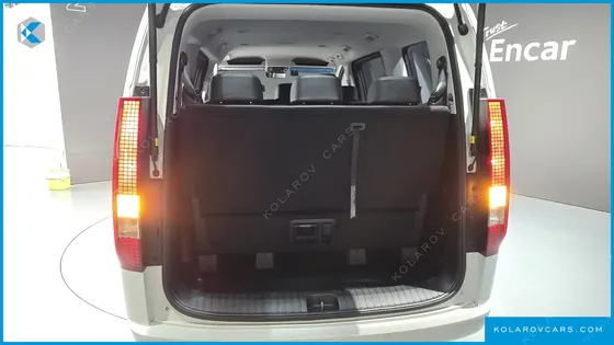 HYUNDAI STARIA TOURER 9-SEATER