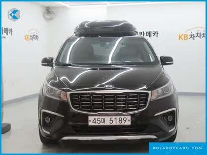 KIA CARNIVAL 9-SEATER PRSTIGE
