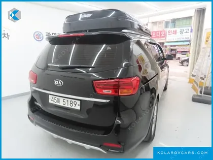 KIA CARNIVAL 9-SEATER PRSTIGE