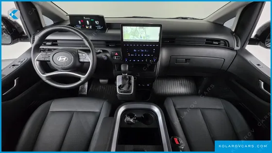 HYUNDAI STARIA L3.5 CARGO 5-SEATER