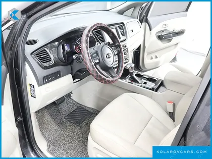 KIA CARNIVAL 9-SEATER PRSTIGE