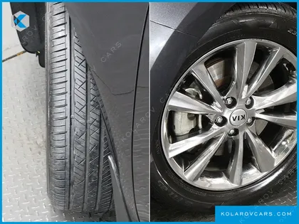 KIA CARNIVAL 9-SEATER PRSTIGE