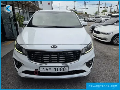 KIA CARNIVAL 9-SEATER PRSTIGE
