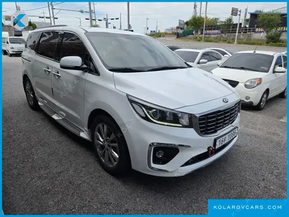 KIA CARNIVAL 9-SEATER PRSTIGE