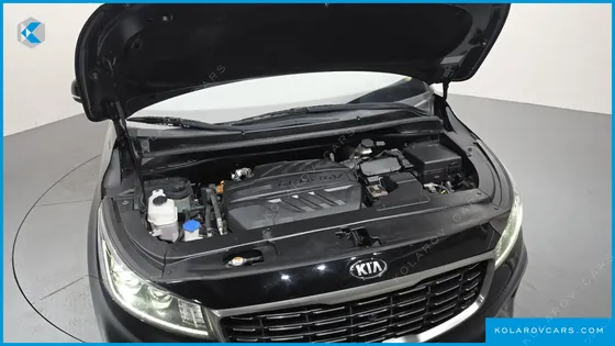 KIA CARNIVAL 9-SEATER NOBLESSE SPECIAL