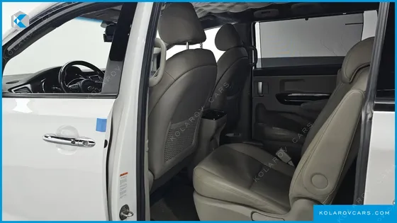 KIA CARNIVAL 9-SEATER PRSTIGE