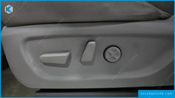 KIA CARNIVAL 9-SEATER PRSTIGE