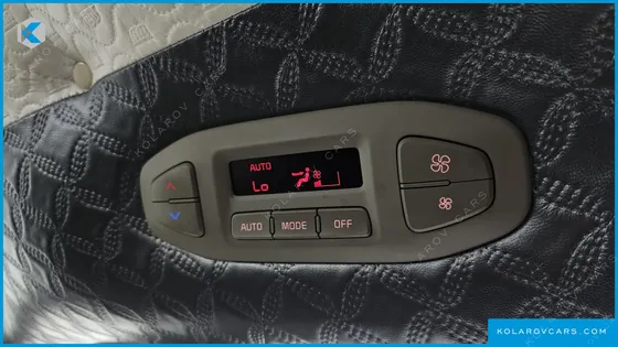 KIA CARNIVAL 9-SEATER PRSTIGE