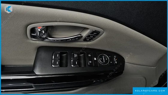 KIA CARNIVAL 9-SEATER NOBLESSE