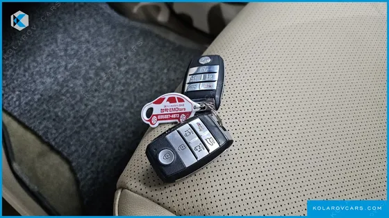 KIA CARNIVAL 9-SEATER PRSTIGE