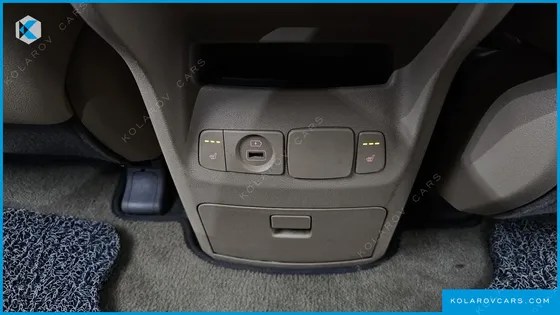 KIA CARNIVAL 9-SEATER PRSTIGE