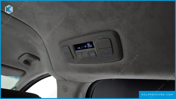 HYUNDAI STARIA HEV 1.6 LOUNGE 9-SEATER
