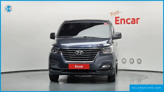 HYUNDAI STAREX VAN 3-SEATER