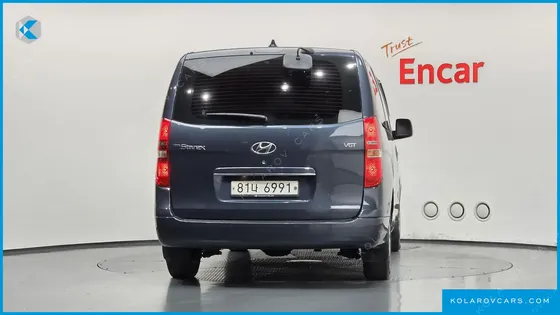 HYUNDAI STAREX VAN 3-SEATER