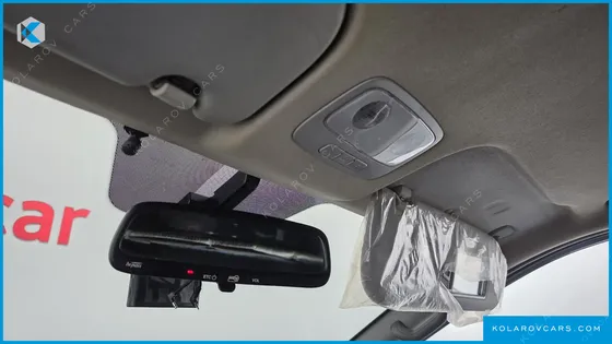 HYUNDAI STAREX VAN 3-SEATER