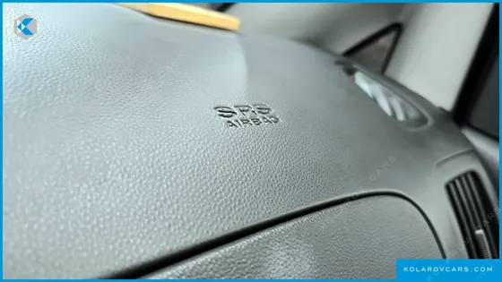 HYUNDAI STAREX GUARD CAR OF CHILDREN