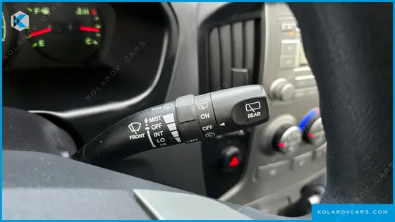 HYUNDAI STAREX GUARD CAR OF CHILDREN
