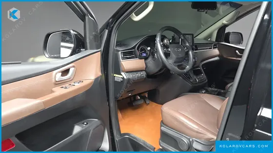 HYUNDAI STAREX URBAN 9-SEATER