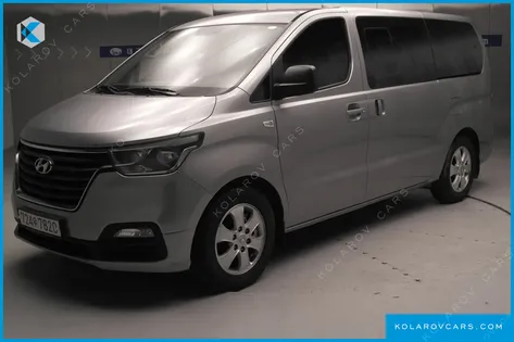HYUNDAI STAREX WAGON 12-SEATER