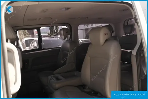 HYUNDAI STAREX WAGON 12-SEATER