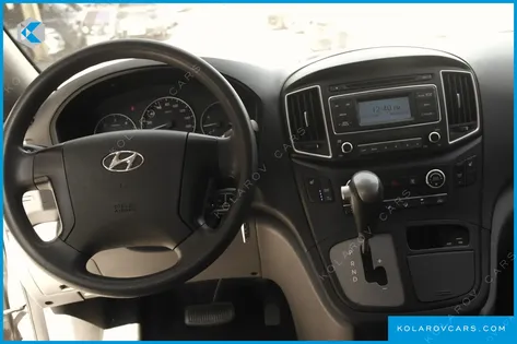 HYUNDAI STAREX WAGON 12-SEATER
