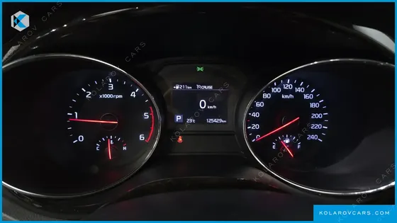 KIA CARNIVAL 9-SEATER PRSTIGE