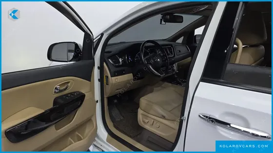 KIA CARNIVAL 9-SEATER PRSTIGE