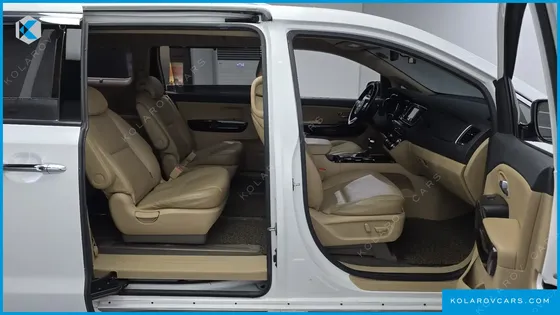 KIA CARNIVAL 9-SEATER PRSTIGE