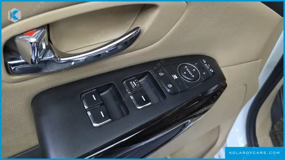 KIA CARNIVAL 9-SEATER PRSTIGE