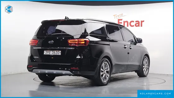 KIA CARNIVAL 9-SEATER NOBLESSE SPECIAL