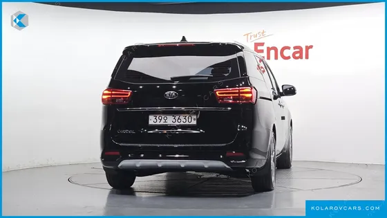 KIA CARNIVAL 9-SEATER NOBLESSE SPECIAL