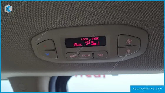 KIA CARNIVAL 9-SEATER NOBLESSE SPECIAL