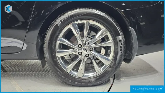 KIA CARNIVAL 9-SEATER NOBLESSE SPECIAL