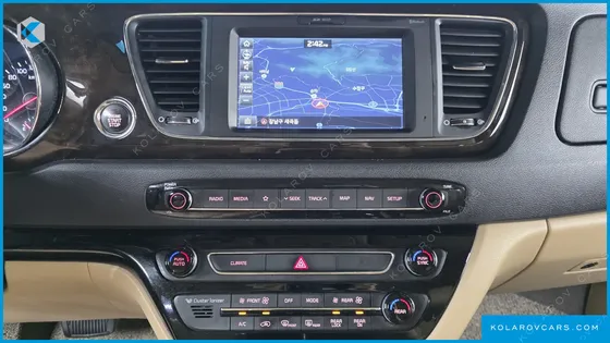 KIA CARNIVAL 9-SEATER NOBLESSE SPECIAL