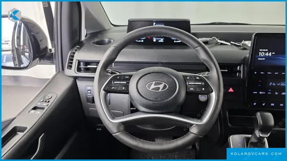 HYUNDAI STARIA L3.5 TOURER 11-SEATER