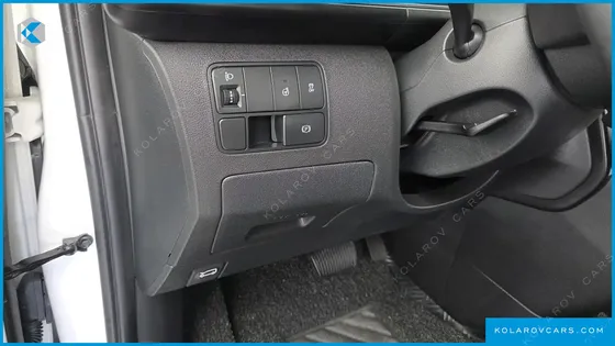 HYUNDAI STARIA L3.5 TOURER 11-SEATER
