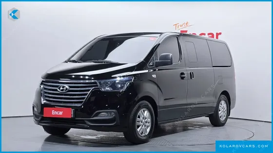 HYUNDAI STAREX VAN 5-SEATER