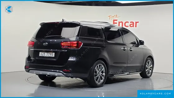 KIA CARNIVAL 9-SEATER NOBLESSE SPECIAL