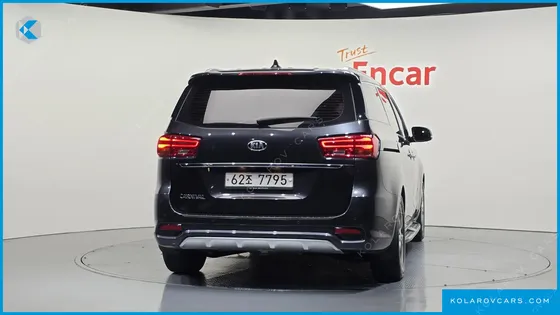 KIA CARNIVAL 9-SEATER NOBLESSE SPECIAL