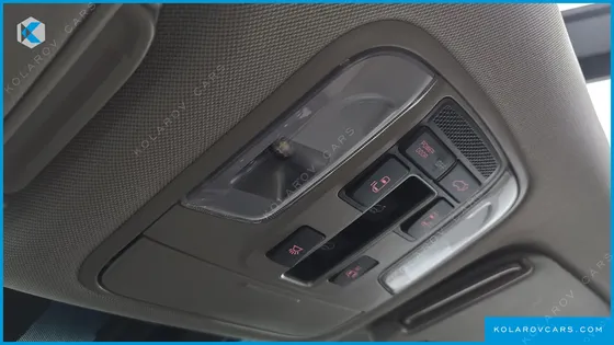 KIA CARNIVAL 9-SEATER NOBLESSE SPECIAL