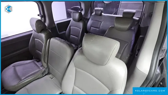 HYUNDAI STAREX 12-SEATER WAGON