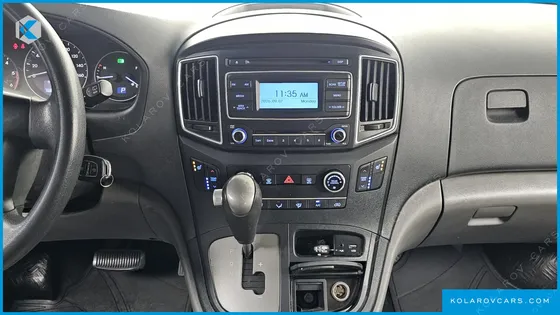 HYUNDAI STAREX 12-SEATER WAGON