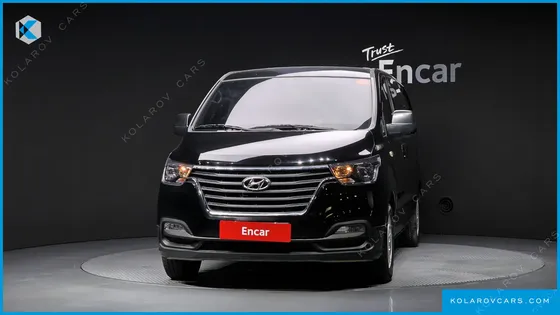 HYUNDAI STAREX VAN 5-SEATER