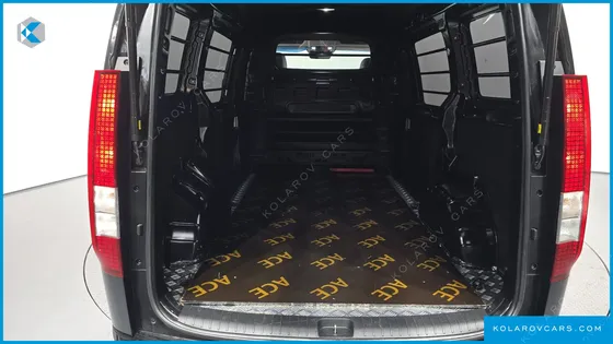 HYUNDAI STARIA L3.5 CARGO 3-SEATER