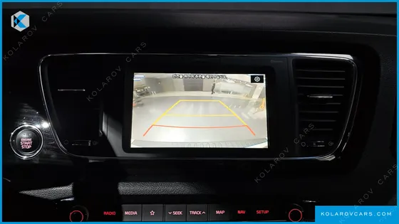 KIA CARNIVAL 9-SEATER PRSTIGE