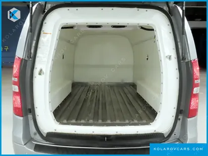 HYUNDAI STAREX REFRIGERATED CAR