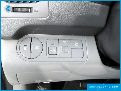 HYUNDAI STAREX REFRIGERATED CAR